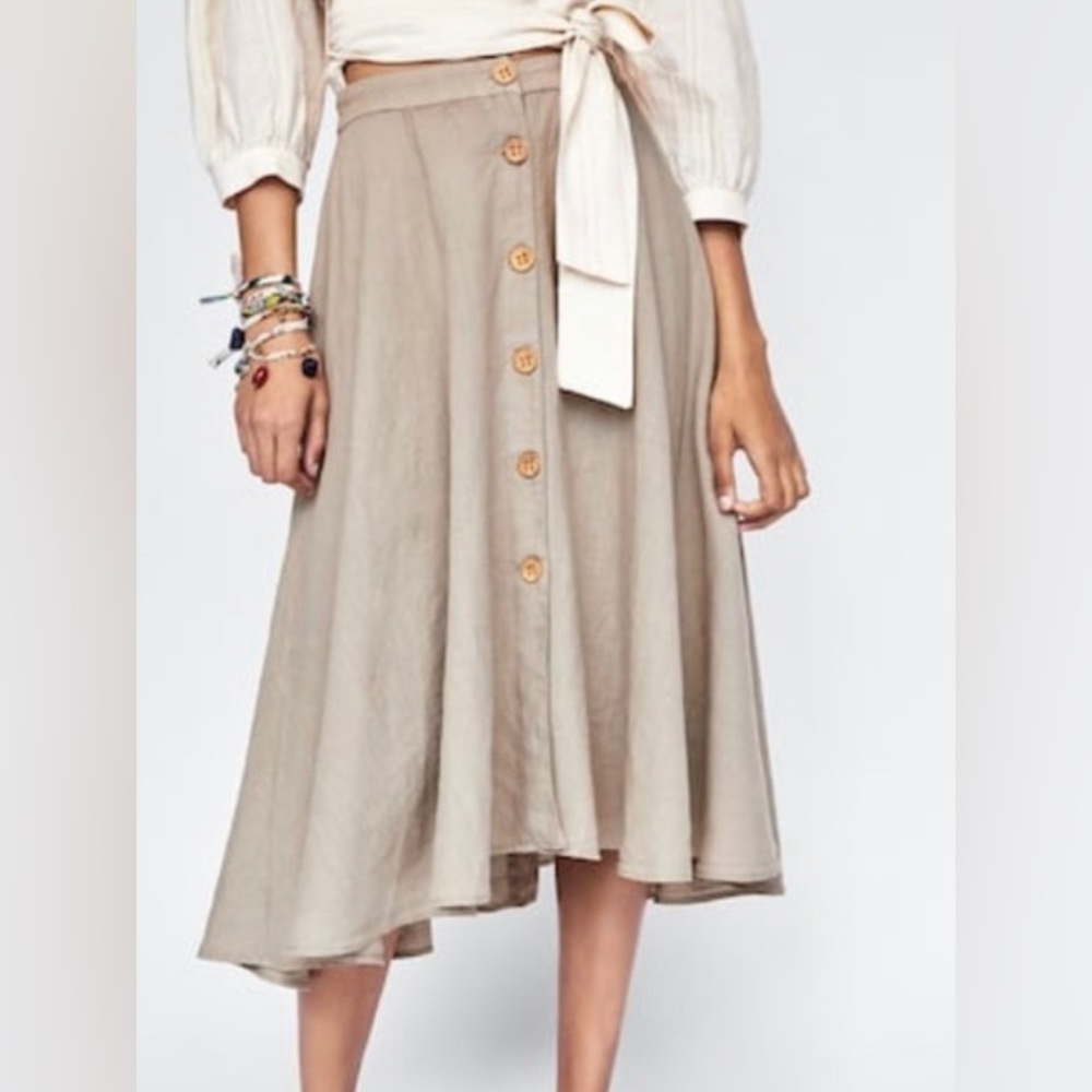 Zara A-Line Full Skirt Size Medium